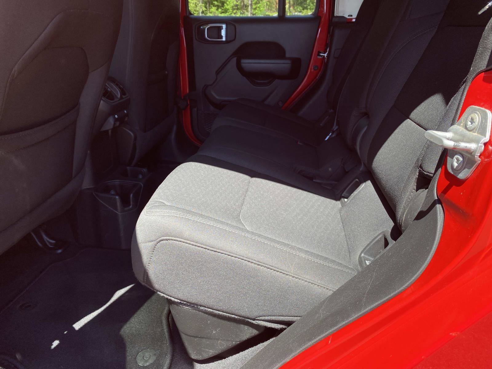 2021 Jeep Gladiator Willys