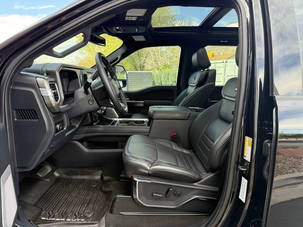 2025 Ford F350 Platinum