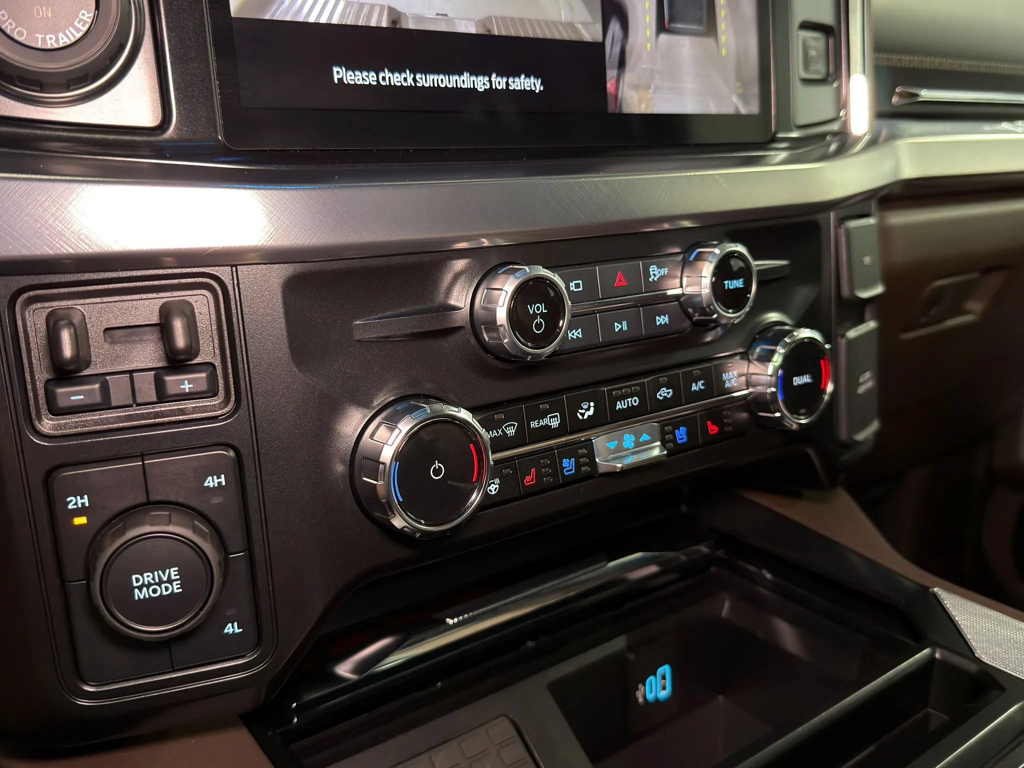 2026 Ford F-450 Super Duty King Ranch - Photo 27