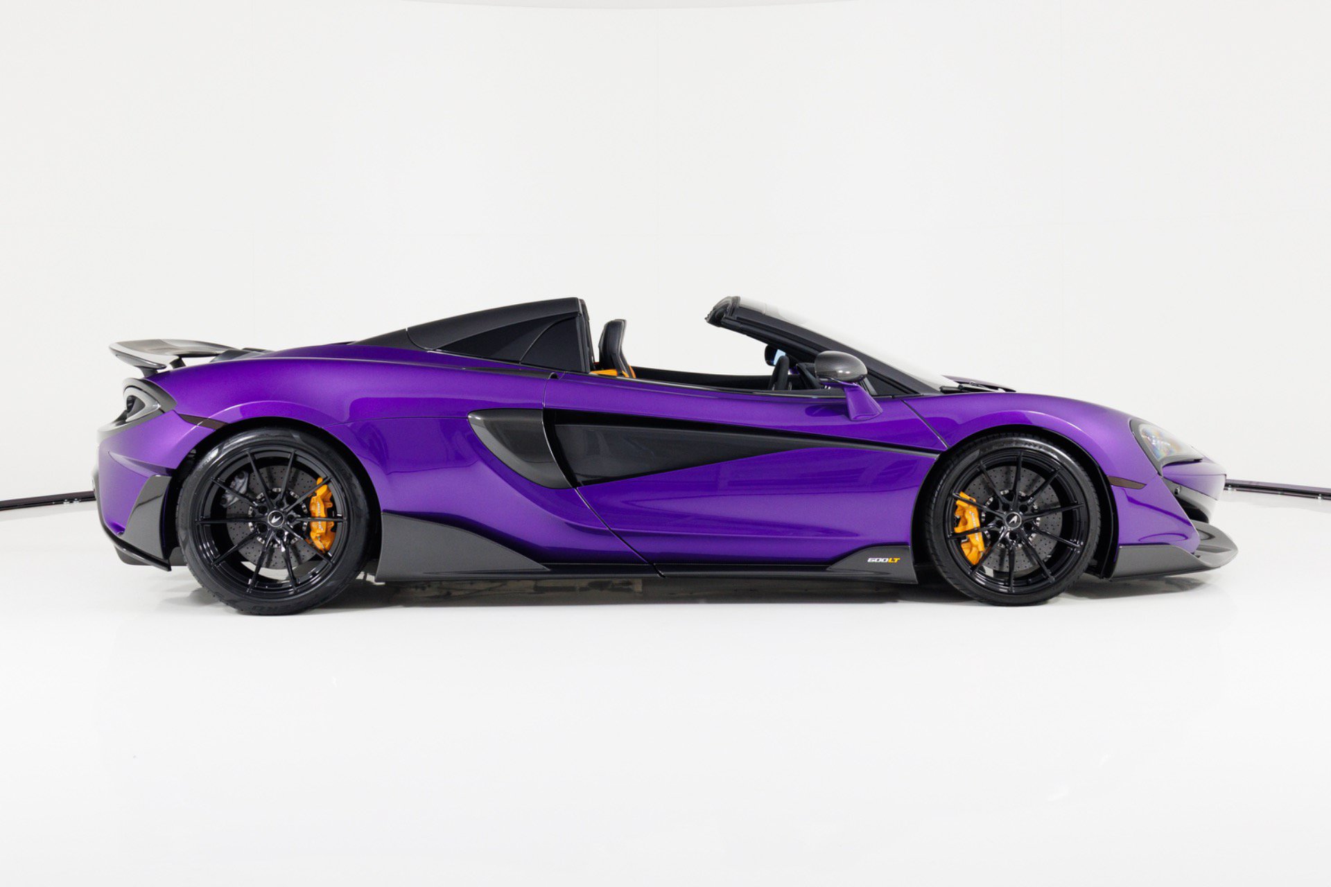 Used 2020 McLaren 600LT Spider 2