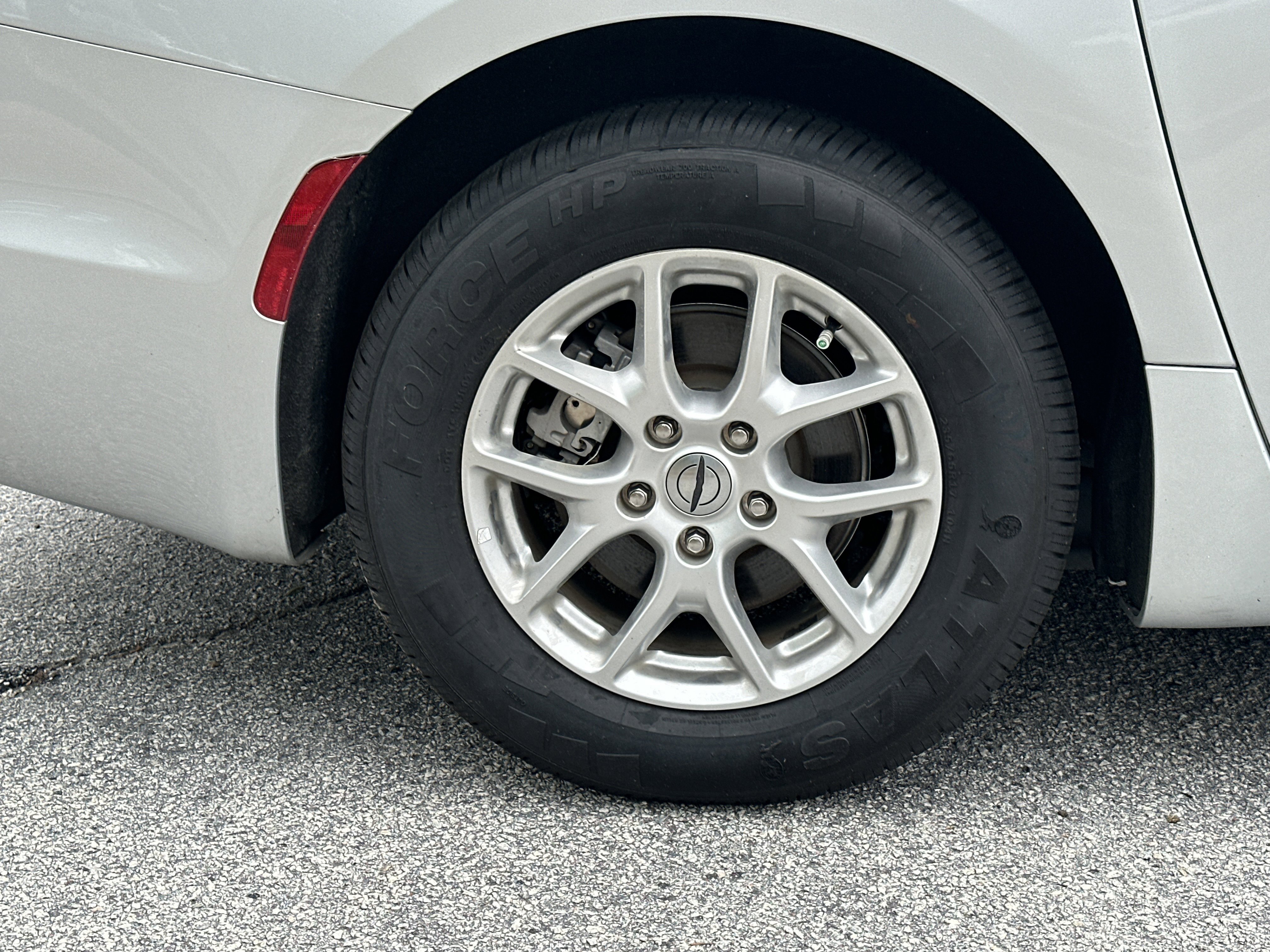 2023 Chrysler Pacifica Touring-L