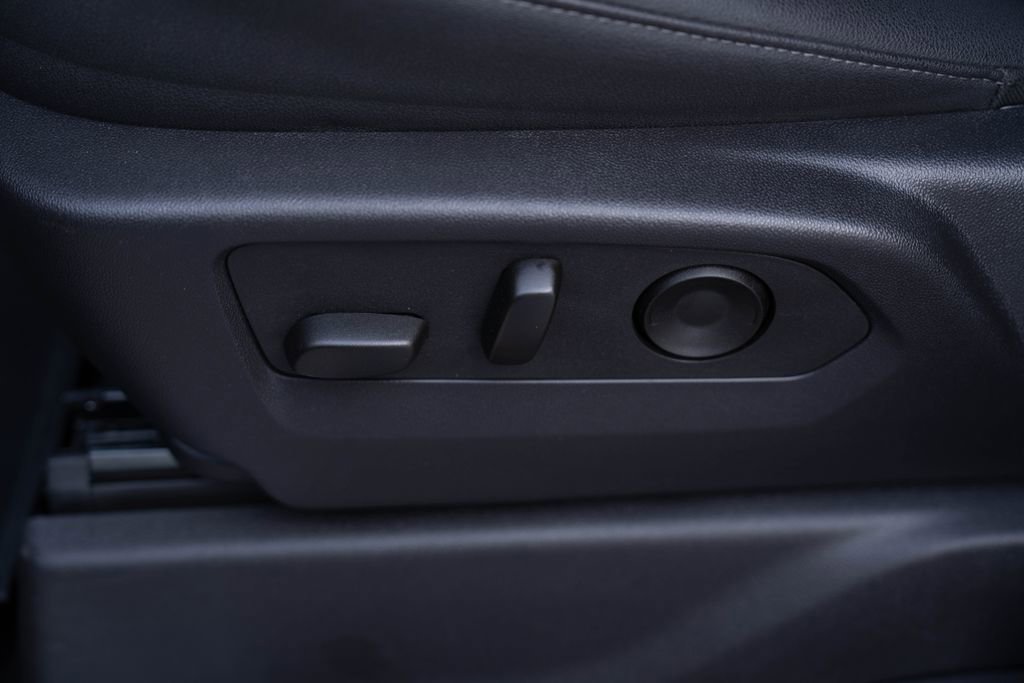 2025 GMC Sierra 3500 SLT