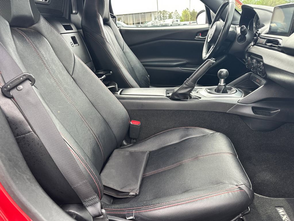 2020 MAZDA MX-5 Miata Sport