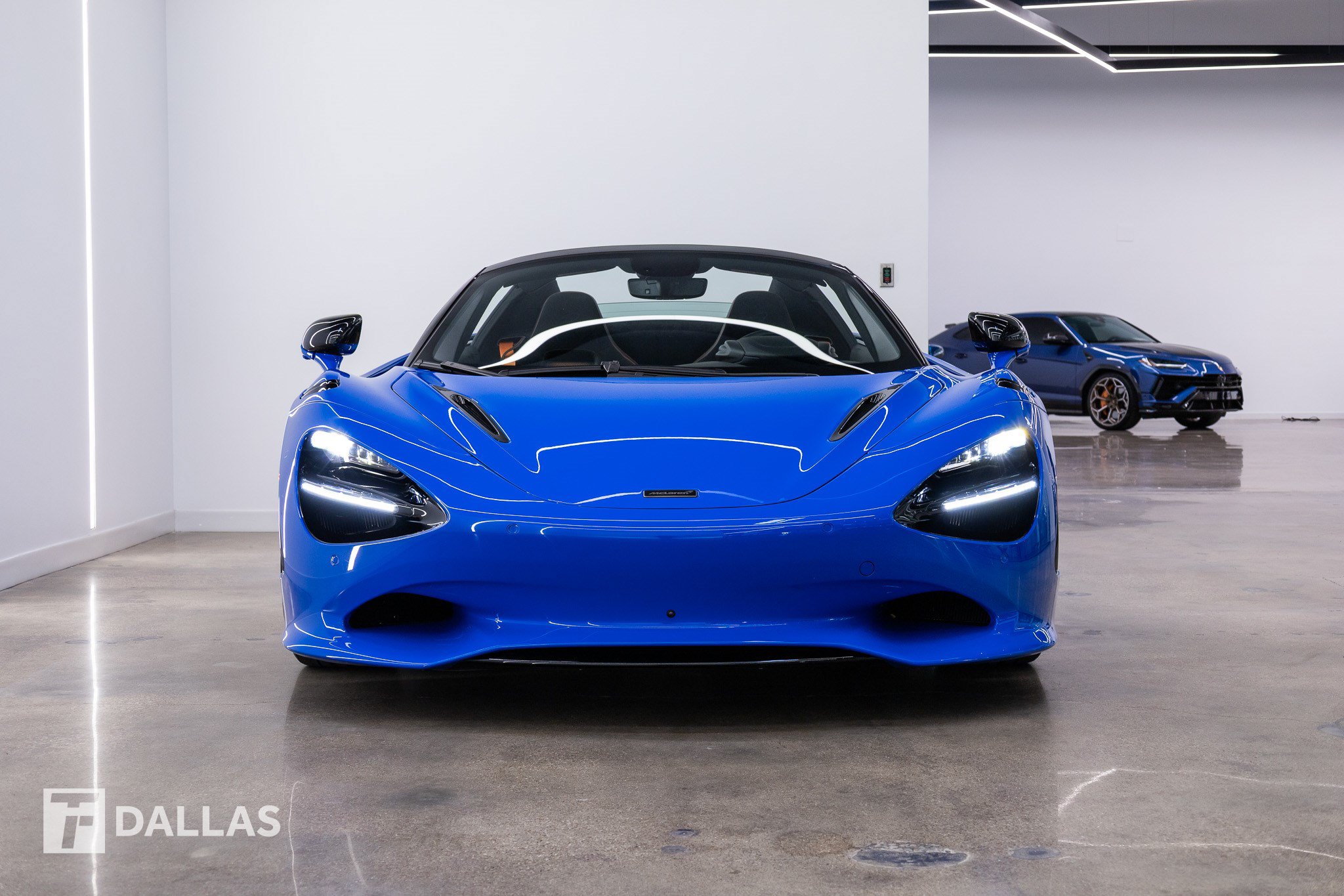 Used 2027 McLaren 750S Spider photo 18