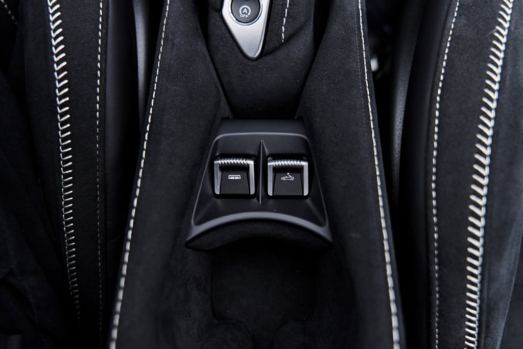 Used 2025 McLaren 750S Spider photo 74