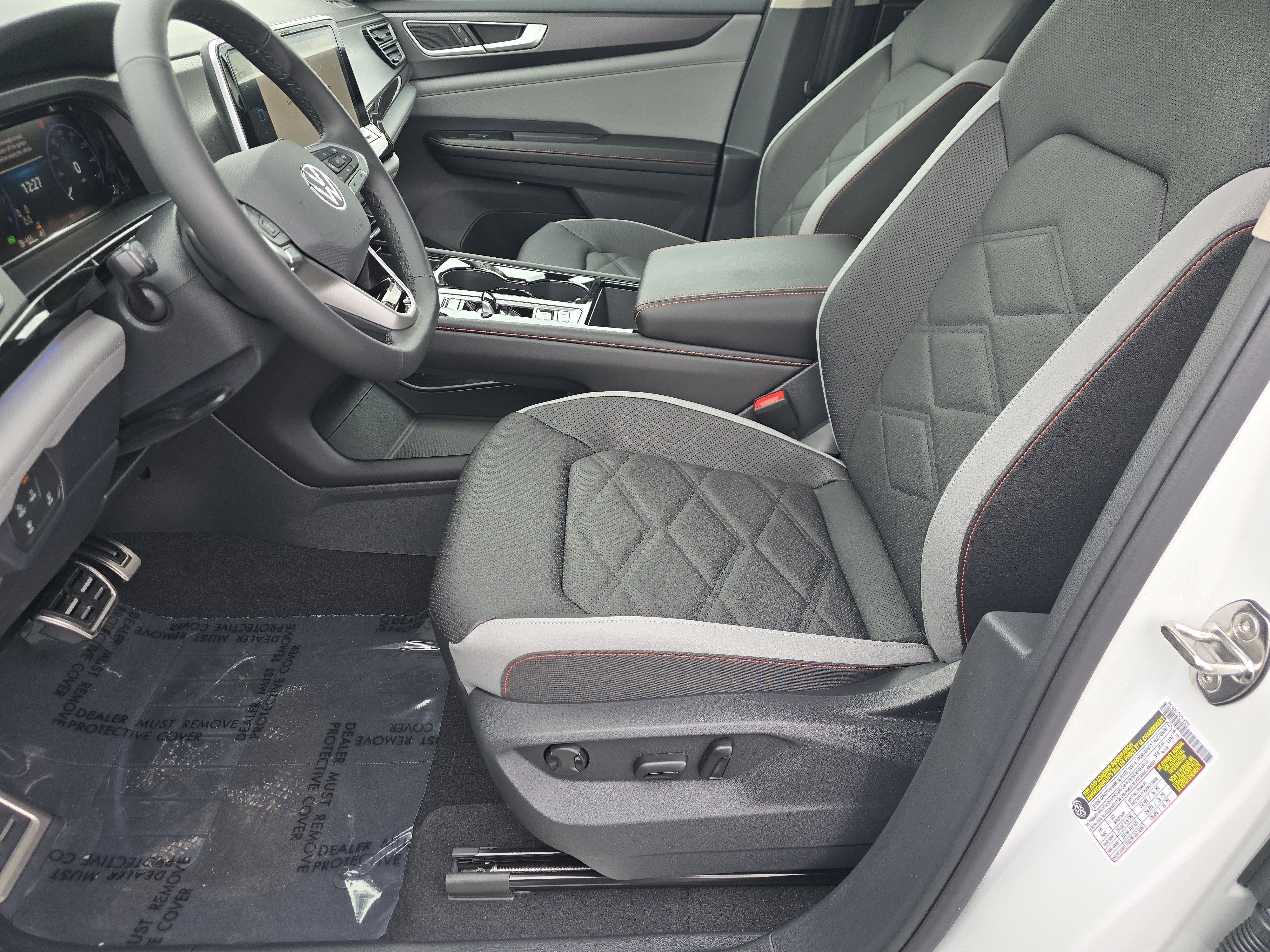 2026 Volkswagen Atlas Peak Edition