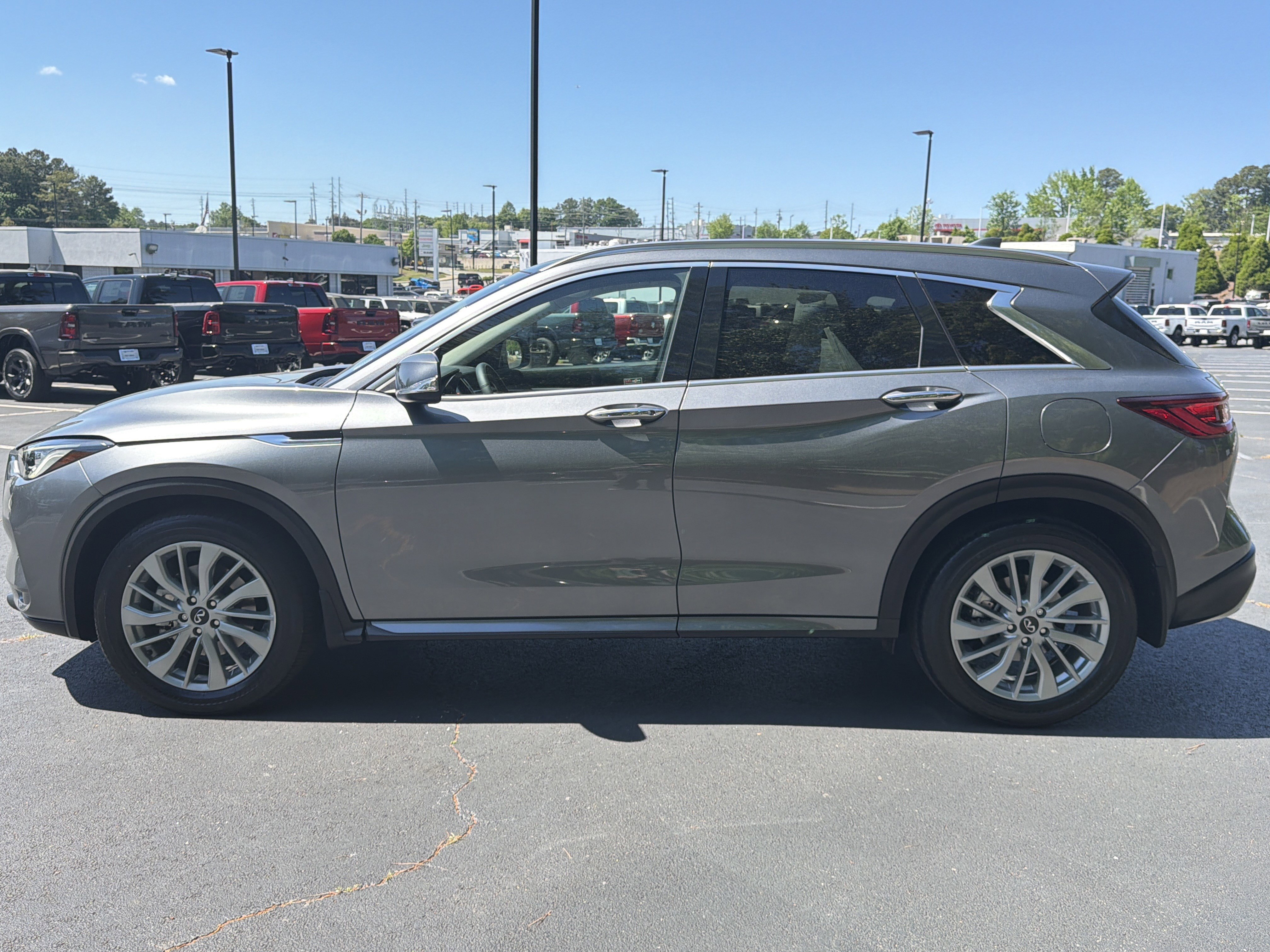 2023 INFINITI Qx50 Luxe