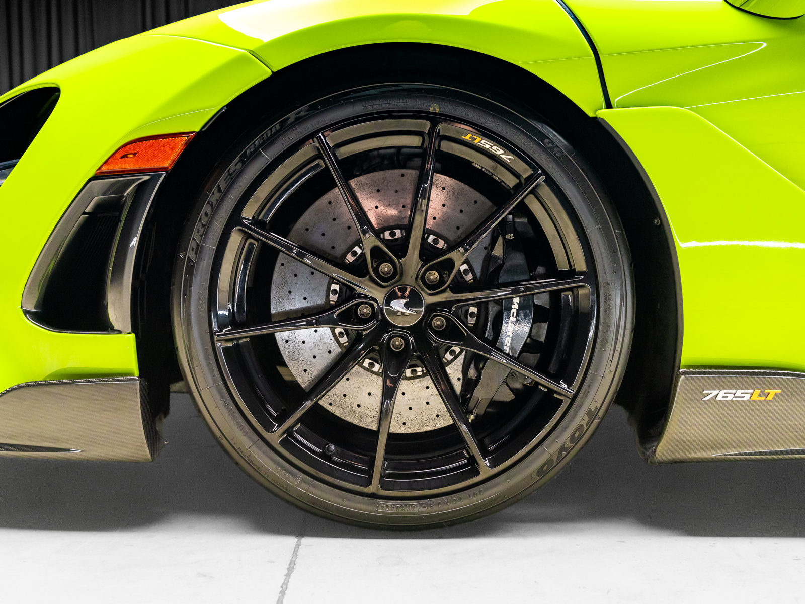 Used 2021 McLaren 765LT photo 28