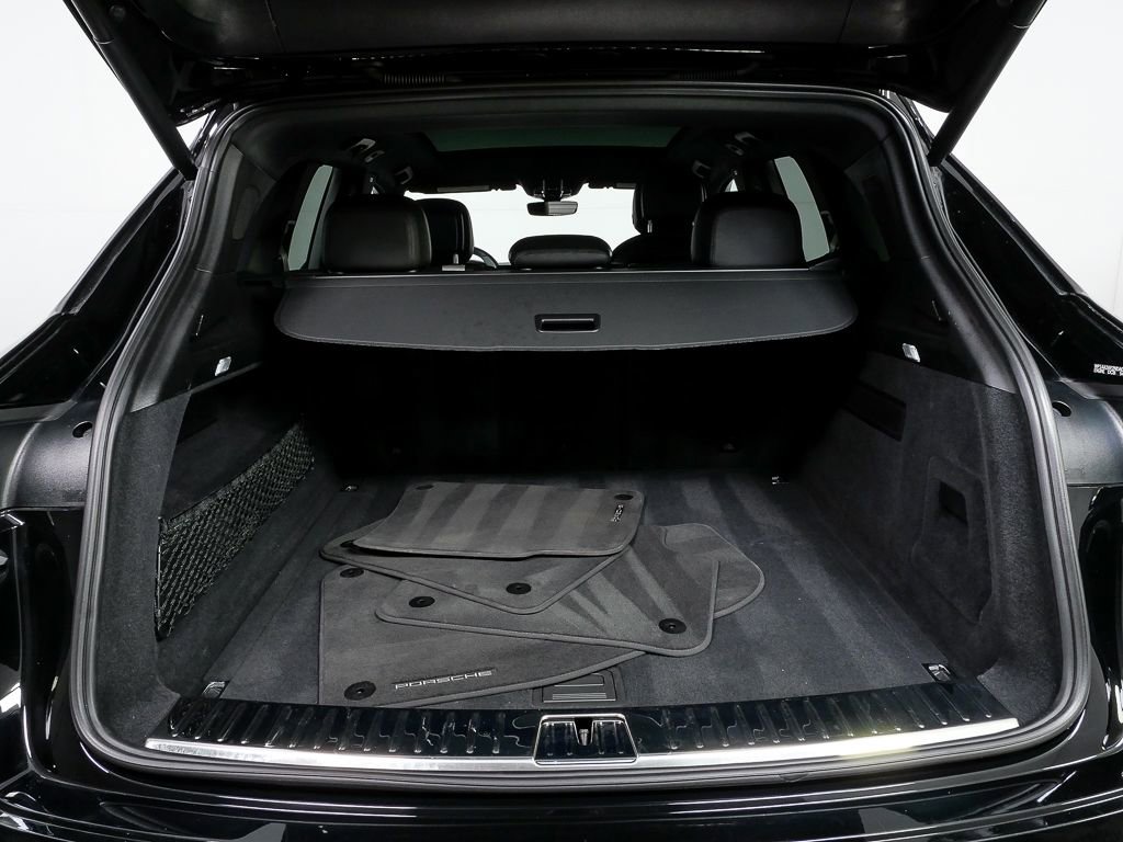 2022 Porsche Cayenne