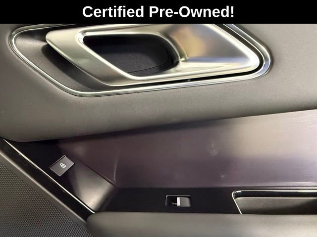 2026 Land Rover Range Rover Velar Dynamic SE