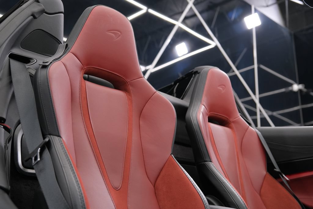 Used 2024 McLaren 750S Spider photo 26
