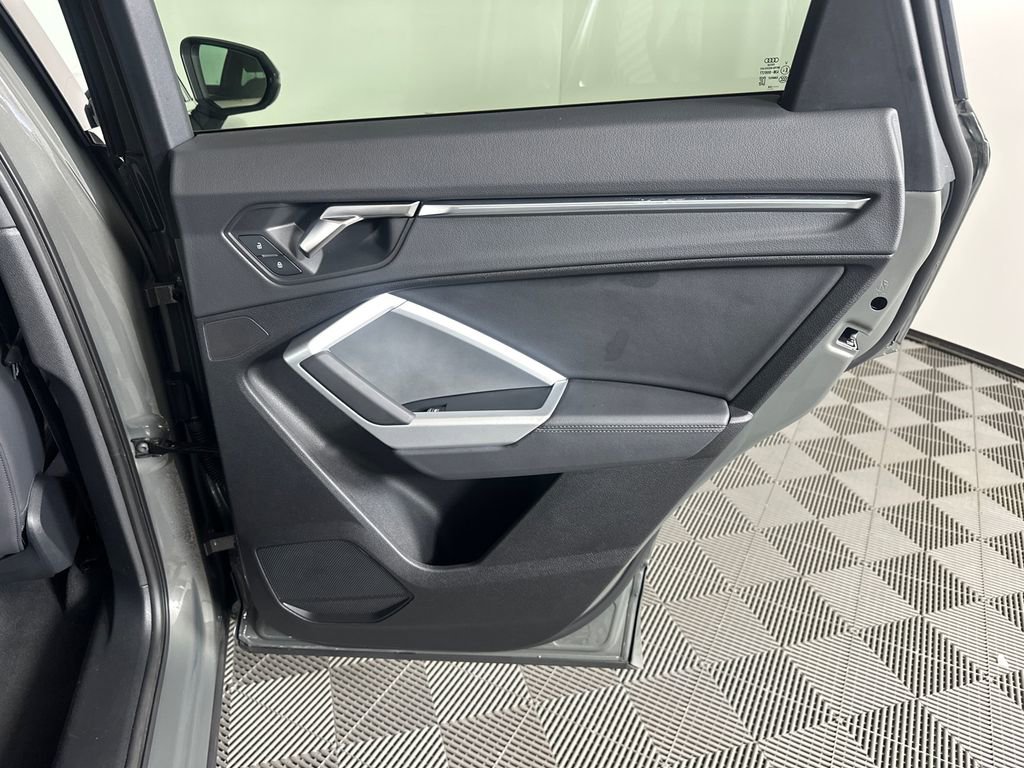 2024 Audi Q3 2.0T Premium Plus