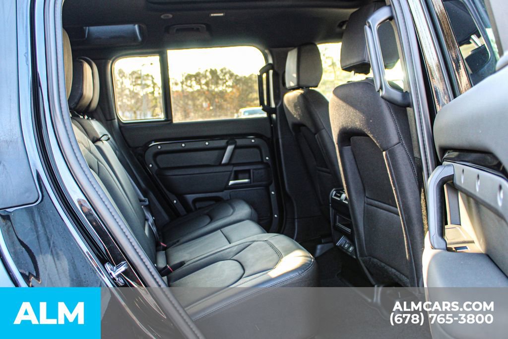 2025 Land Rover Defender 110 S