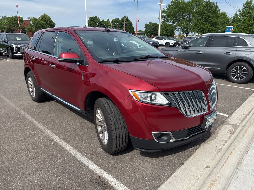 Used 2014 Lincoln MKX AWD w/ Equipment Group 101A