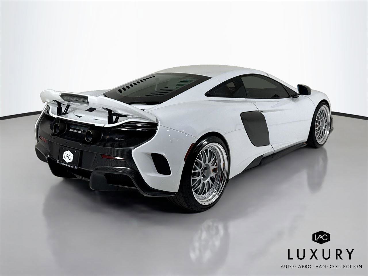 Used 2016 McLaren 675LT Coupe photo 6