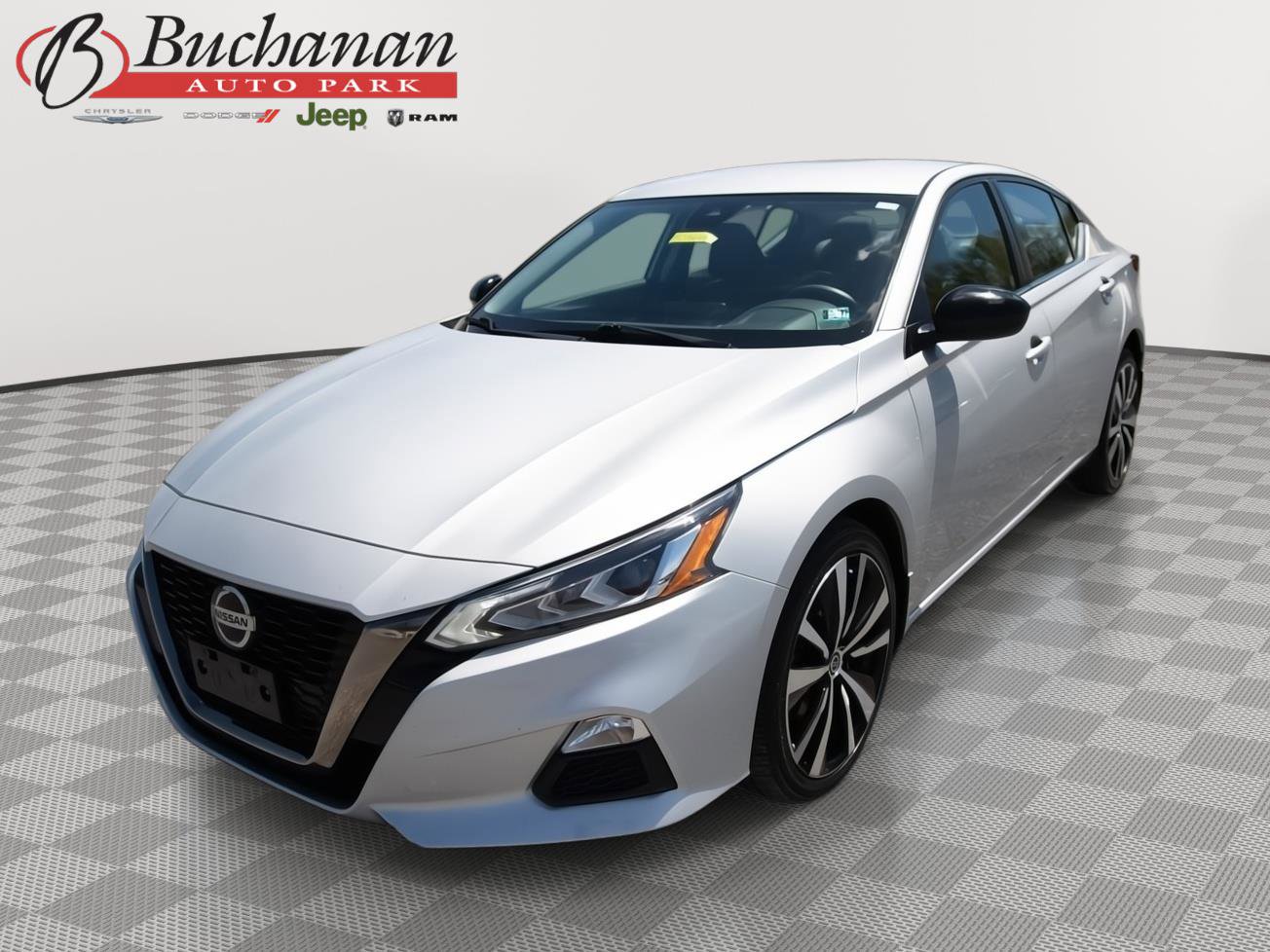 Used 2022 Nissan Altima 2.5 SR