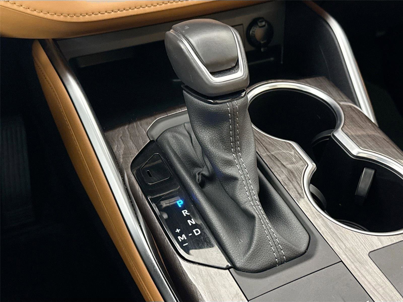 2024 Toyota Highlander Platinum