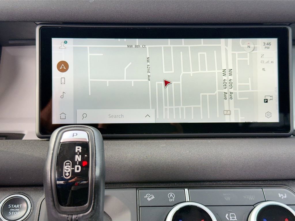 2023 Land Rover Defender 90 SE