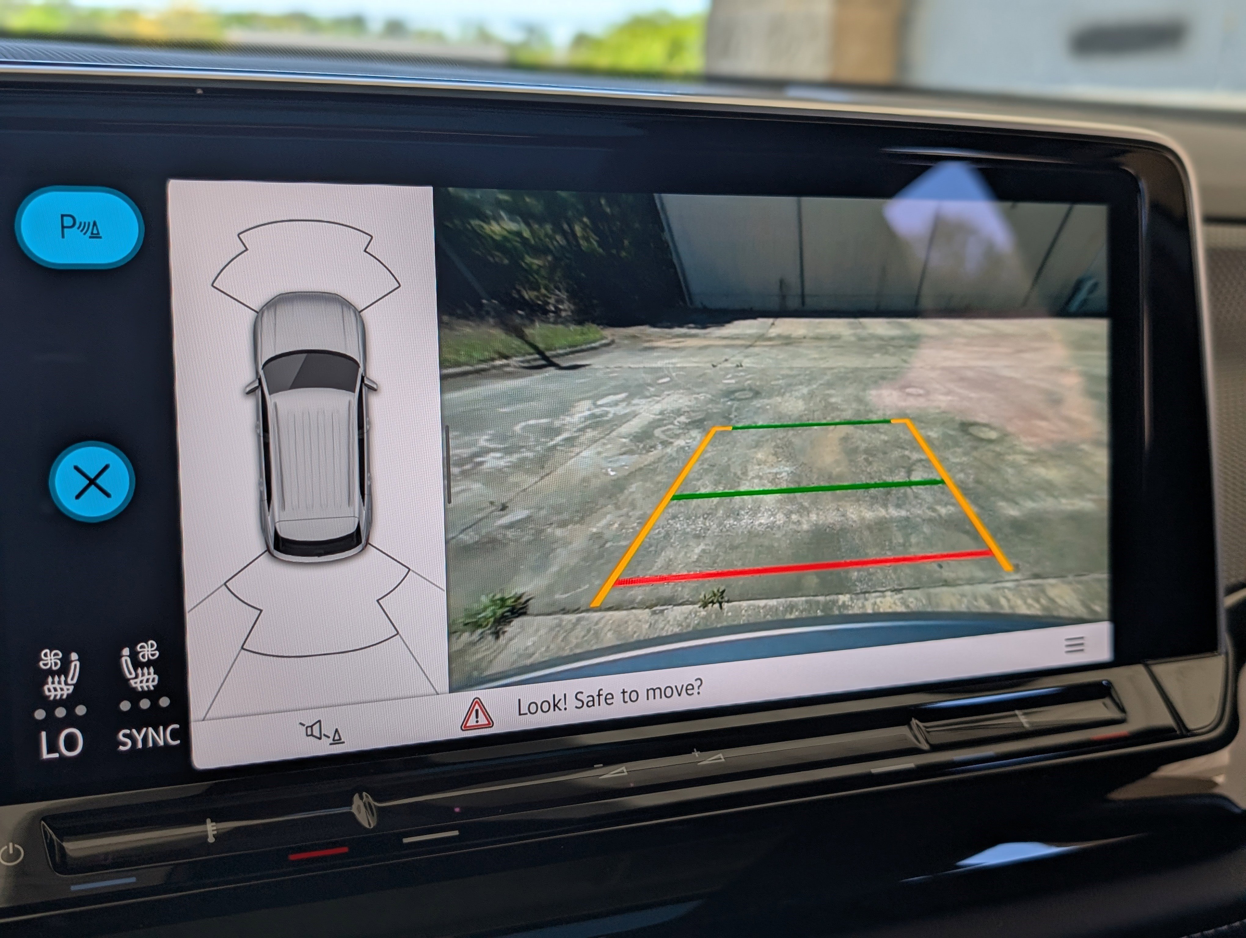 2025 Volkswagen Atlas Cross Sport SEL