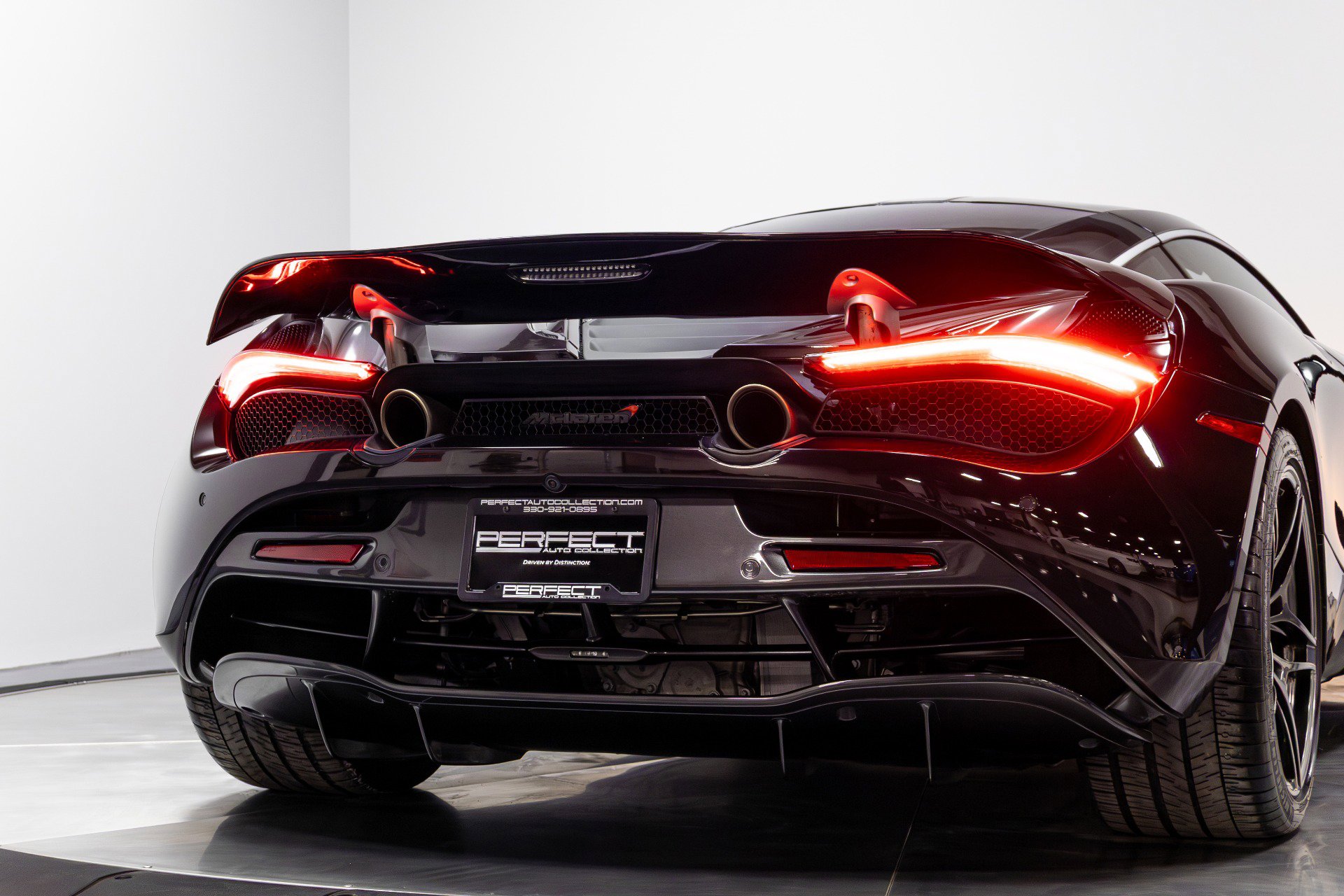 Used 2018 McLaren 720S Performance photo 77