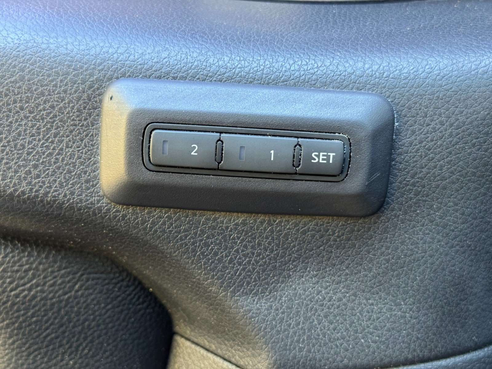 2016 Nissan Titan SL