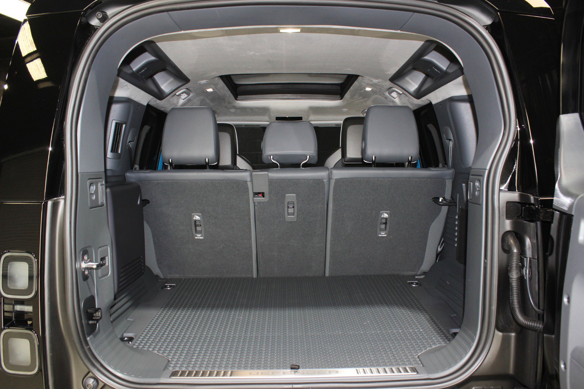 2026 Land Rover Defender 110