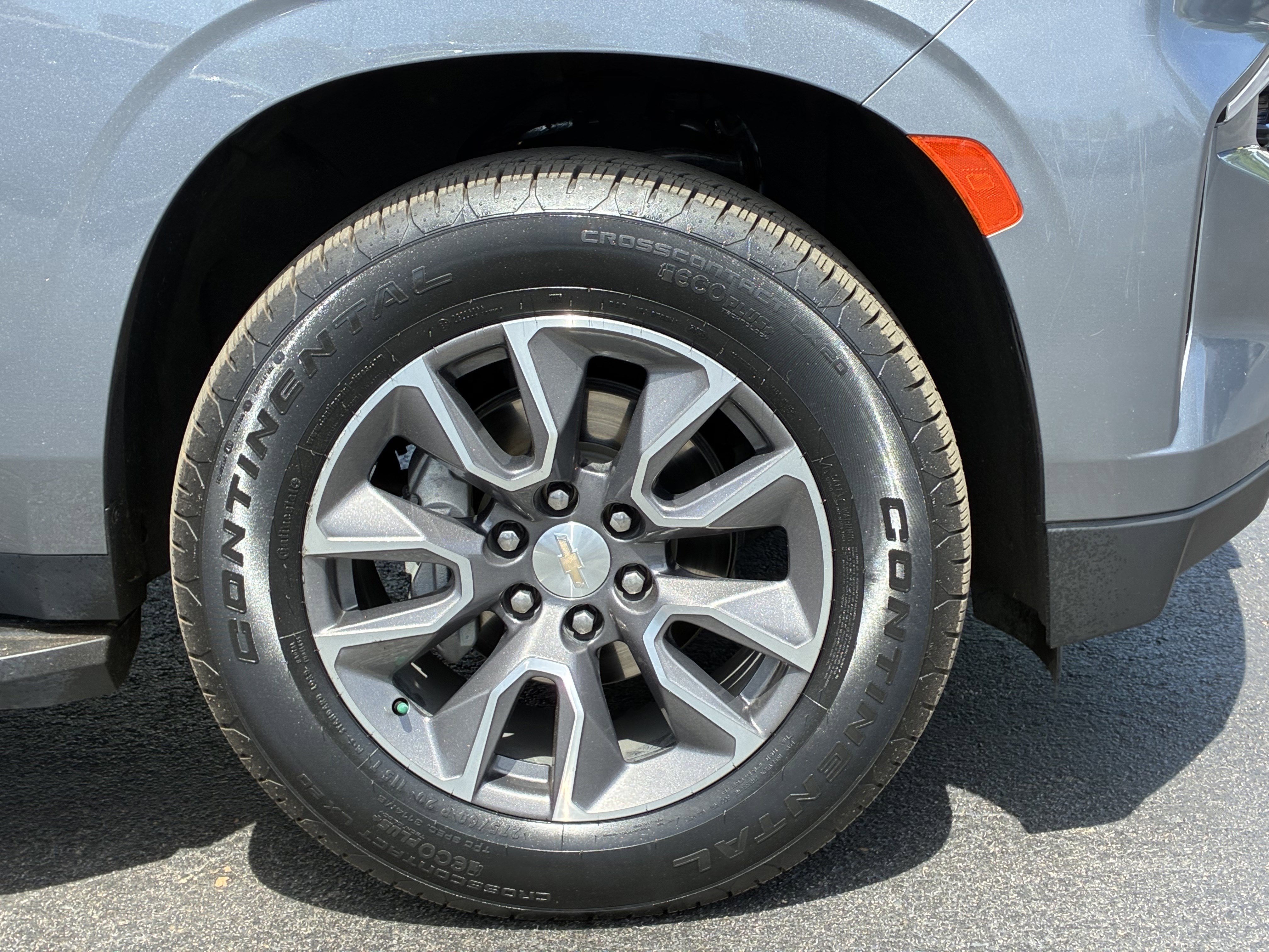 2022 Chevrolet Suburban LS