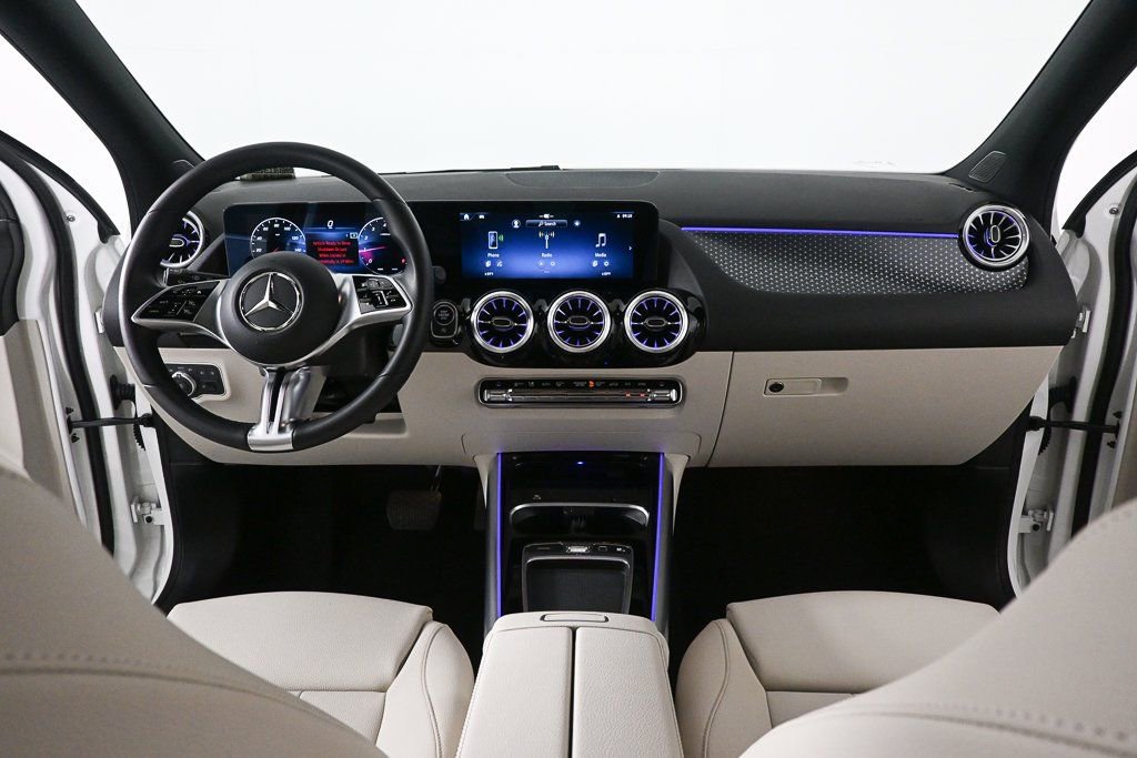 2025 Mercedes-Benz GLA 250