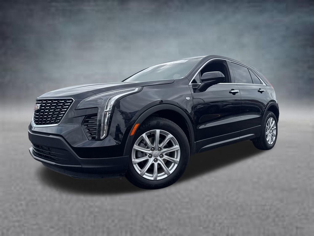 Certified 2023 Cadillac XT4 Luxury w/ Cold Weather Package