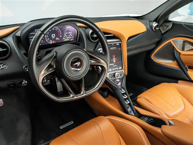Used 2020 McLaren 720S Luxury photo 16
