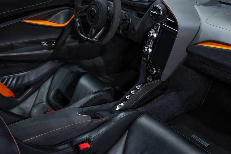 Used 2019 McLaren 720S Performance photo 48