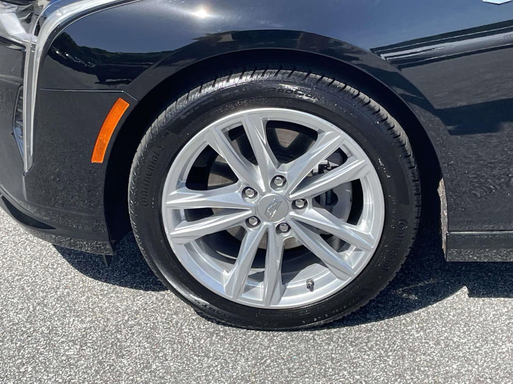 2023 Cadillac CT4 Luxury