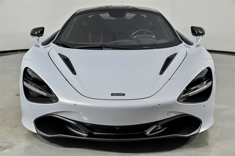 Used 2018 McLaren 720S Performance photo 6