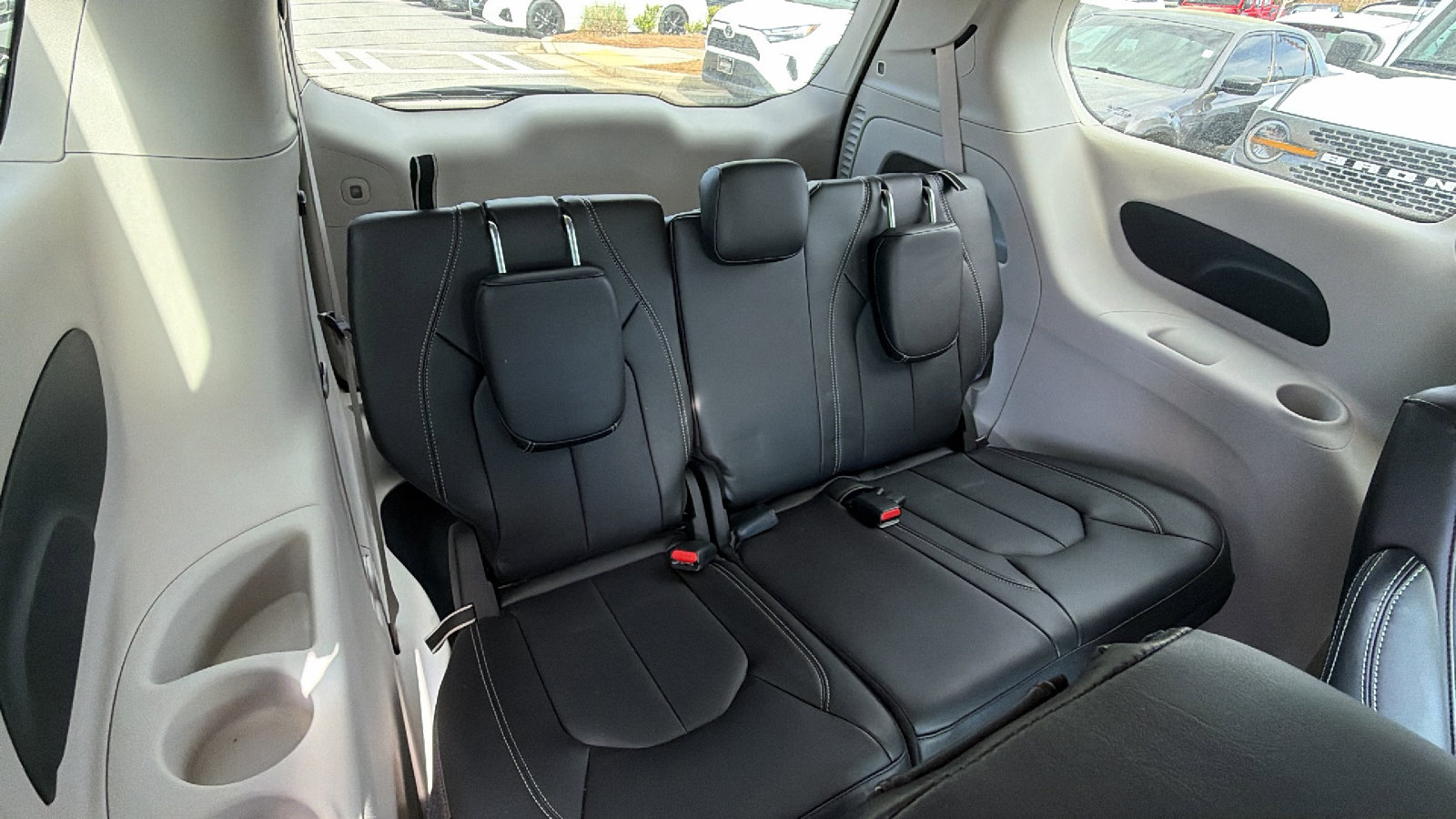 2024 Chrysler Pacifica Touring-L