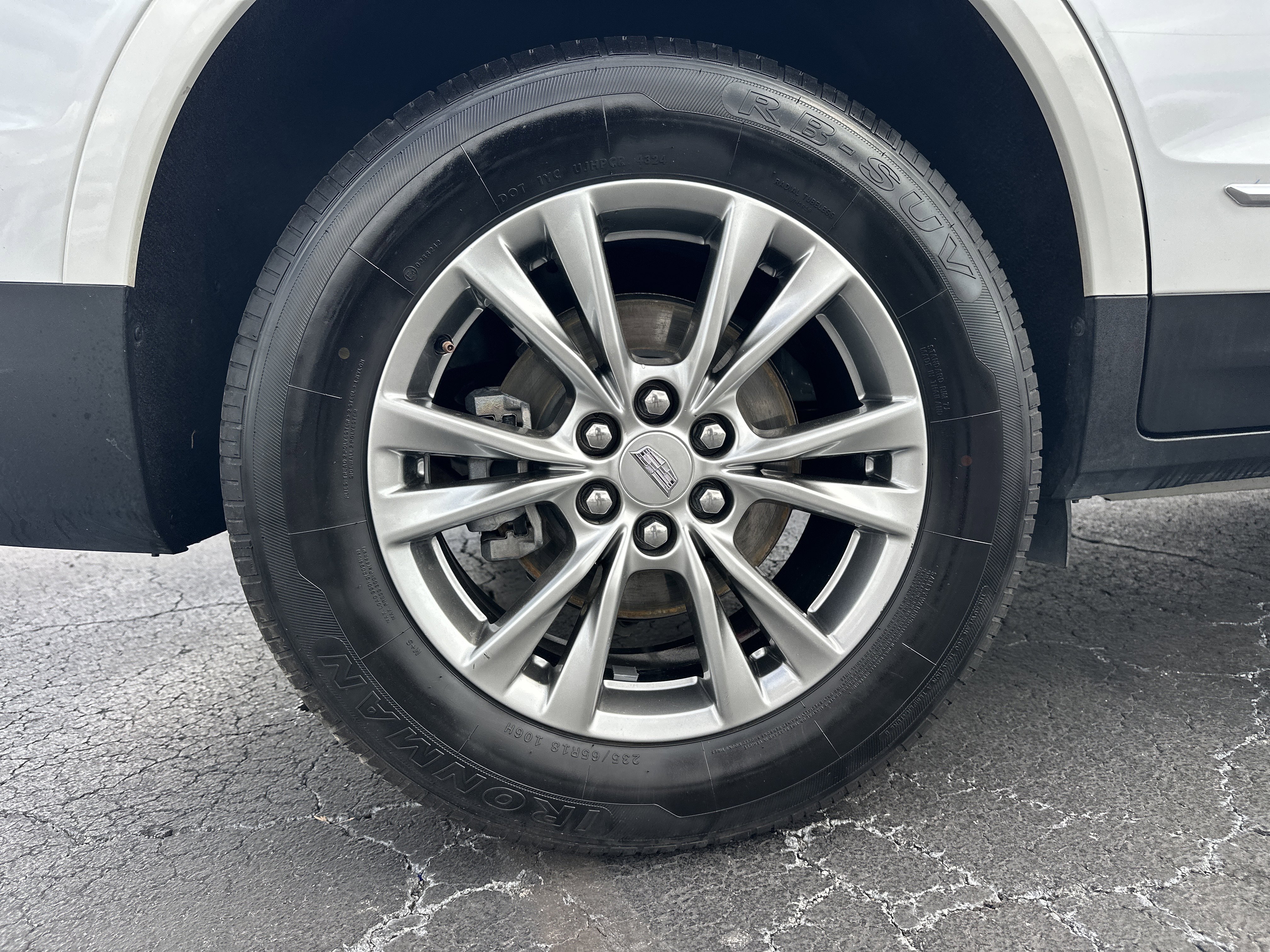 2023 Cadillac XT5 Premium Luxury