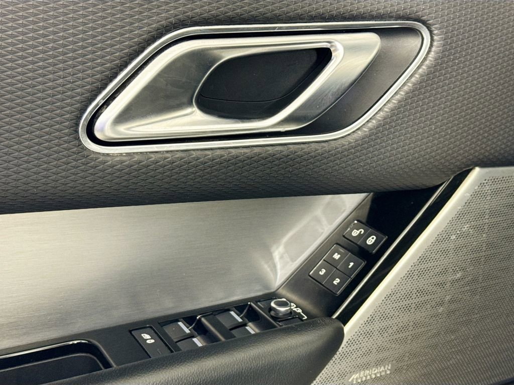 2019 Land Rover Range Rover Velar R-Dynamic SE