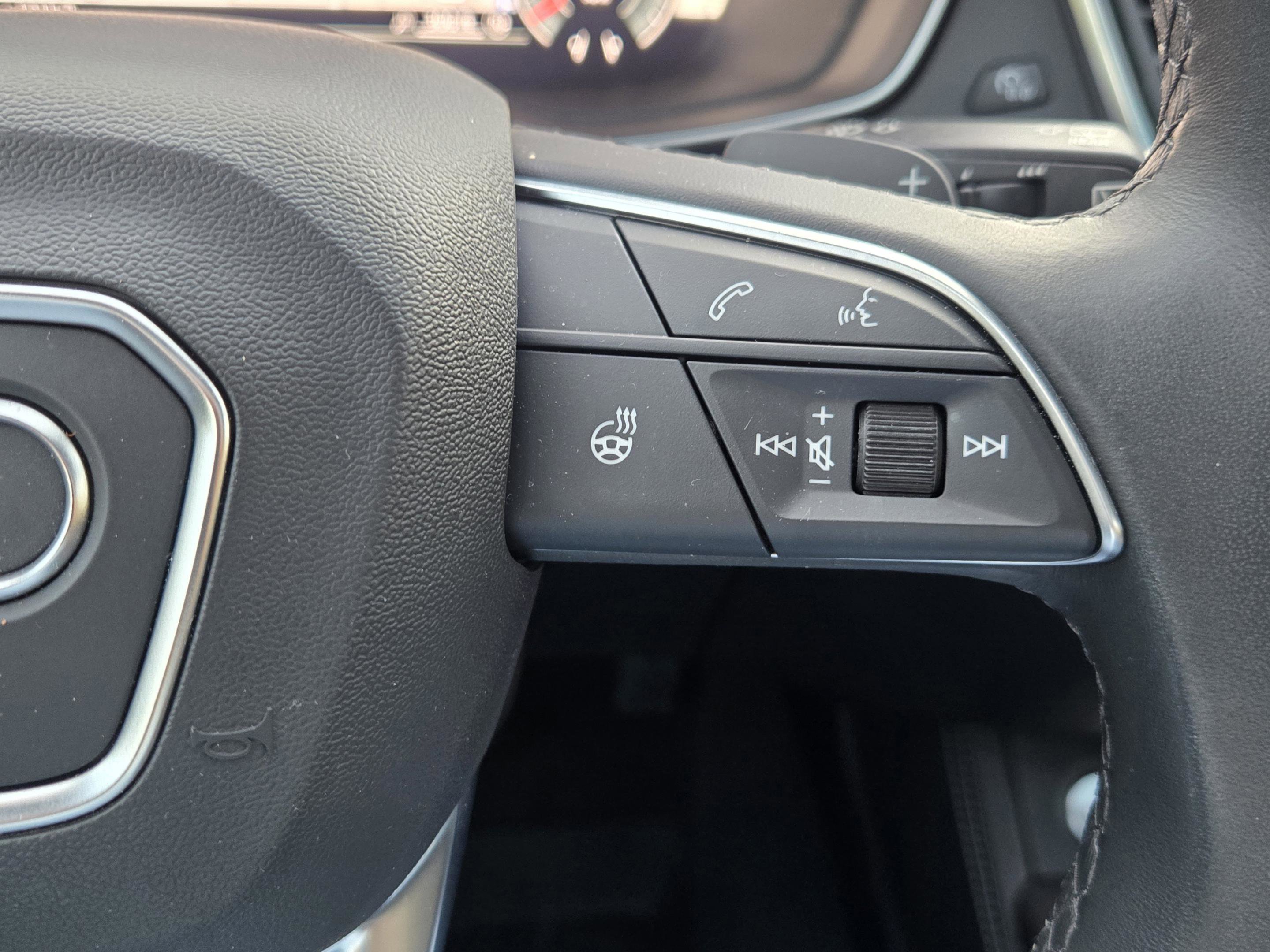 2022 Audi Q5 2.0T Prestige