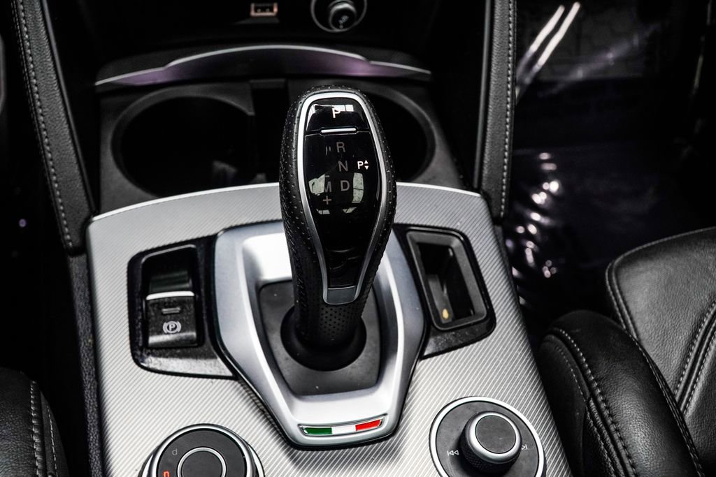 2023 Alfa Romeo Stelvio Veloce