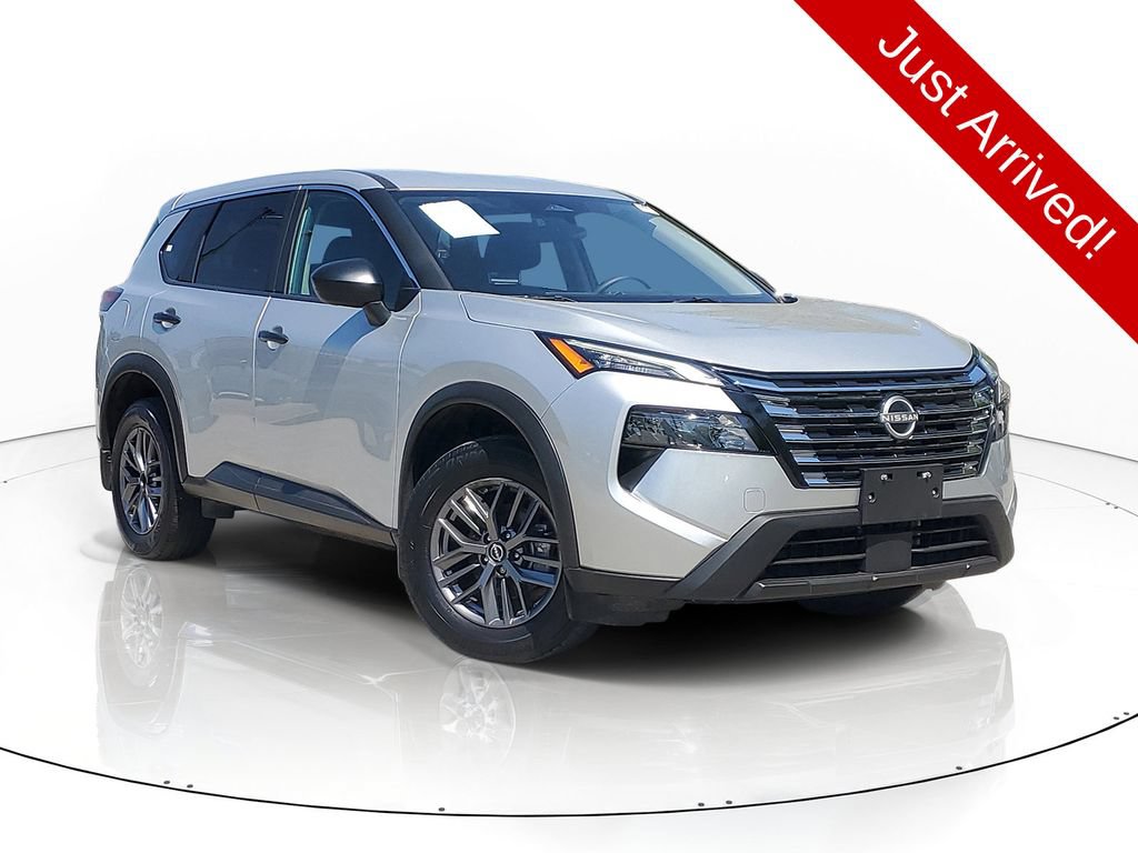 Used 2025 Nissan Rogue S