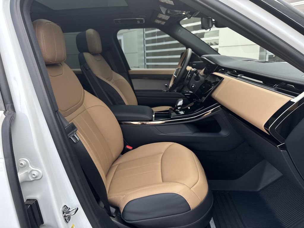 2025 Land Rover Range Rover Sport Dynamic SE