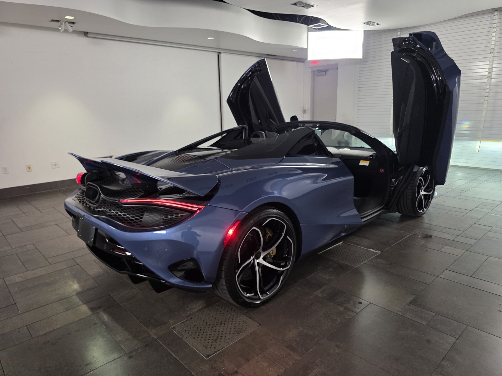 New 2027 McLaren 750S Spider photo 25