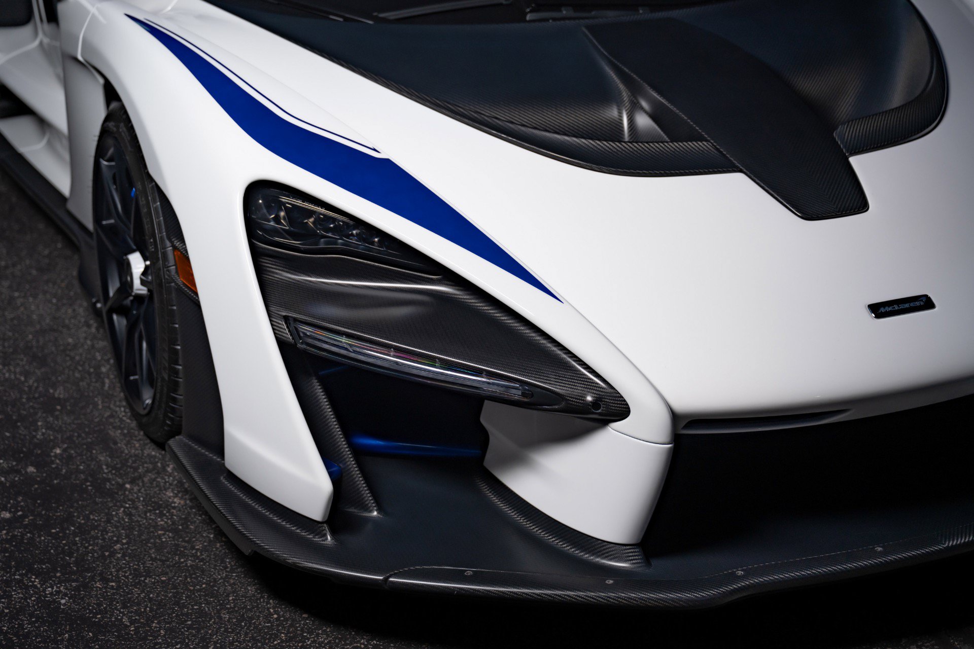 Used 2019 McLaren Senna photo 45