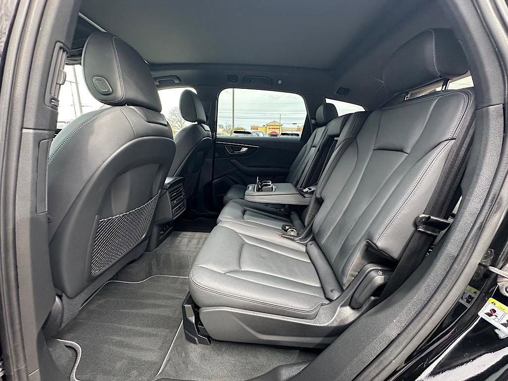 2025 Audi Q7 3.0T Premium Plus