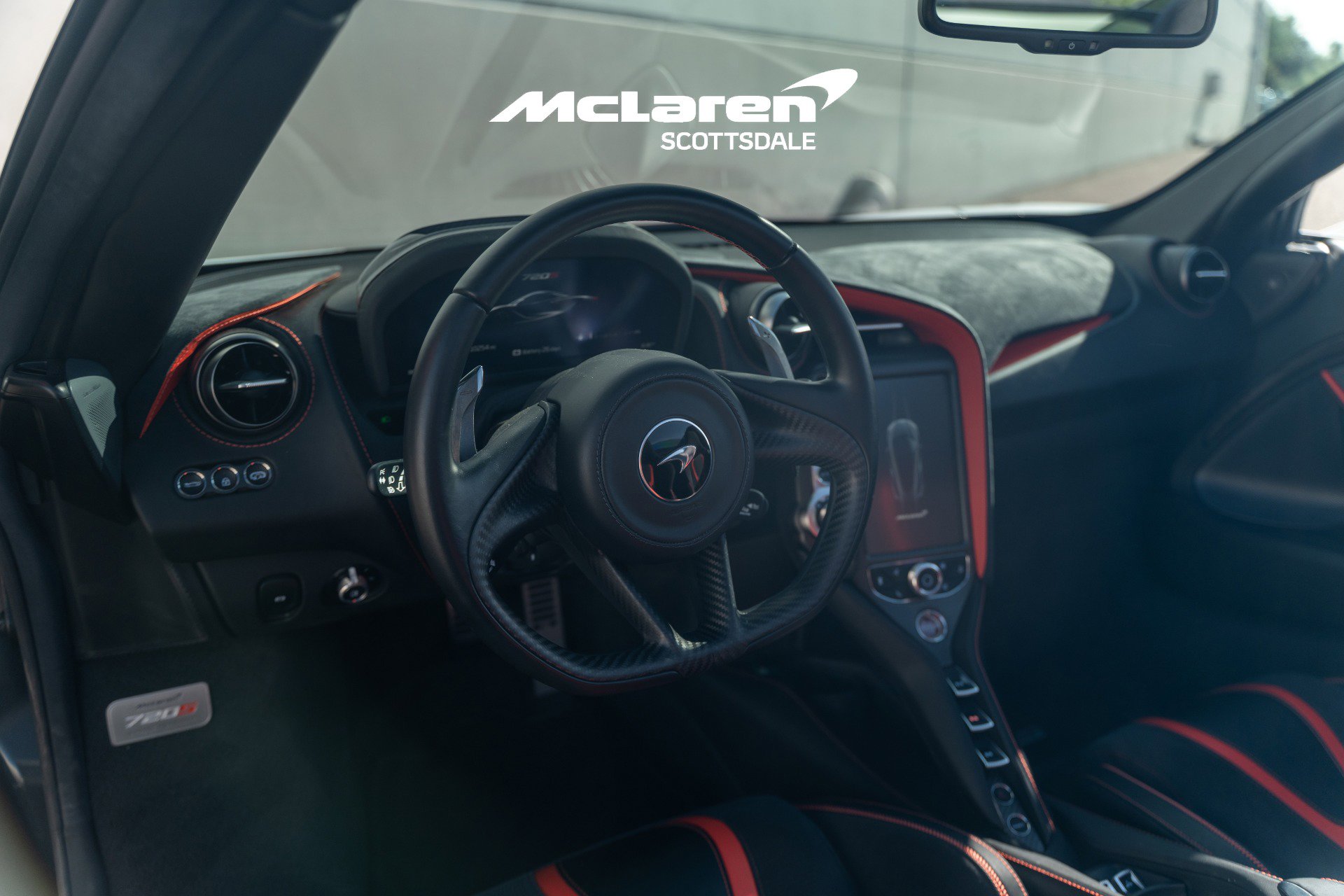 Used 2022 McLaren 720S Performance photo 13