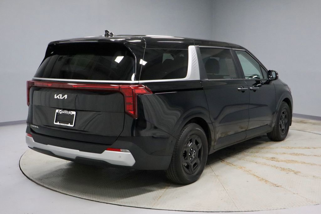2025 Kia Carnival