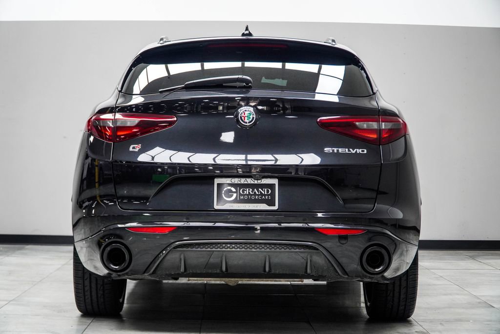 2023 Alfa Romeo Stelvio Veloce