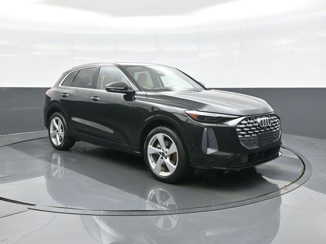 Certified 2025 Audi Q5 Prestige
