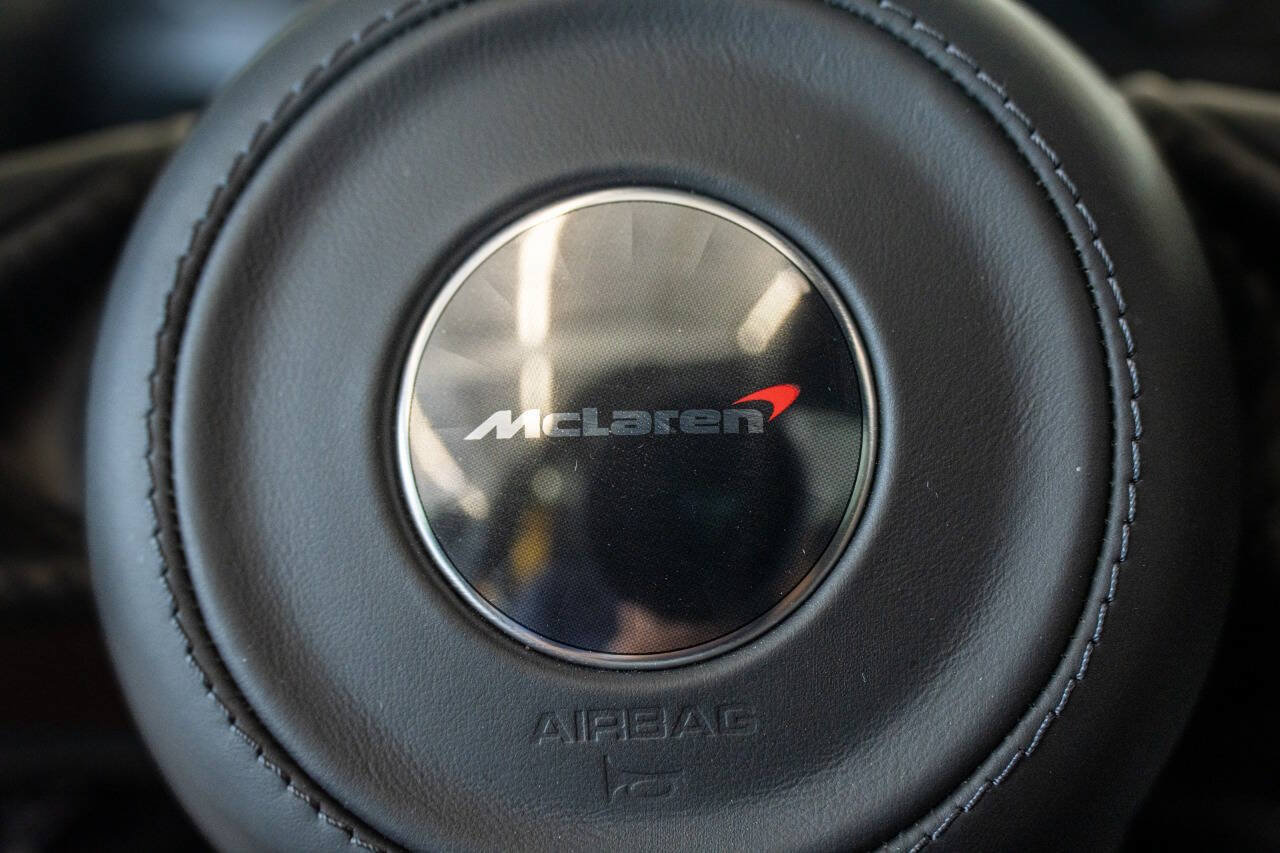 Used 2018 McLaren 720S Performance photo 52