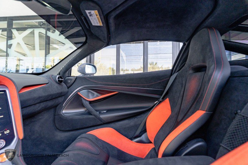 Used 2026 McLaren 750S photo 27