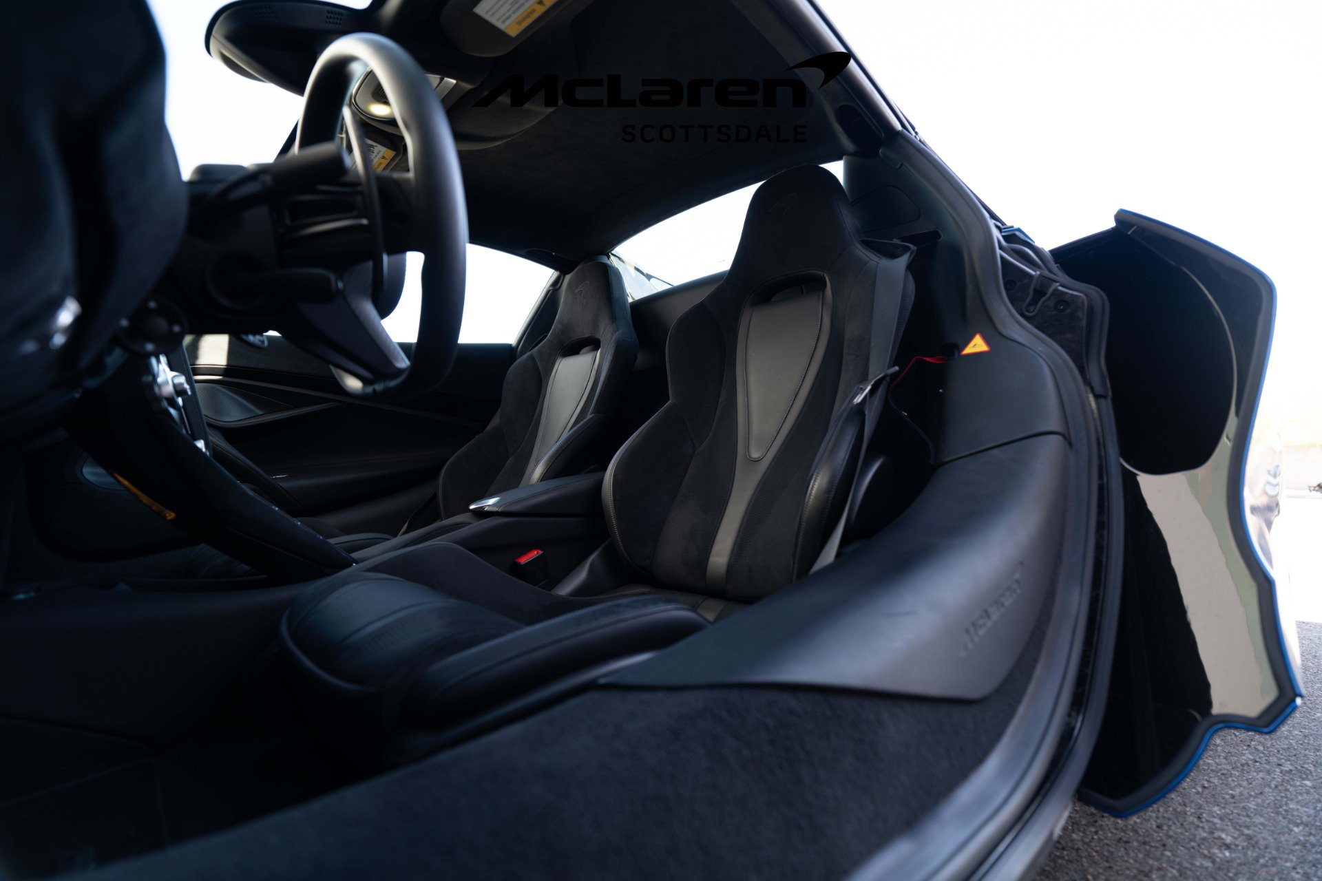 Used 2022 McLaren 720S Luxury photo 11